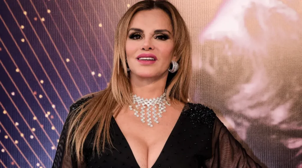 Lucia Mendez Age, Height, Weight, Net Worth, Career, And More Lucia Mendez Age, Height, Weight, Net Worth, Career, And More