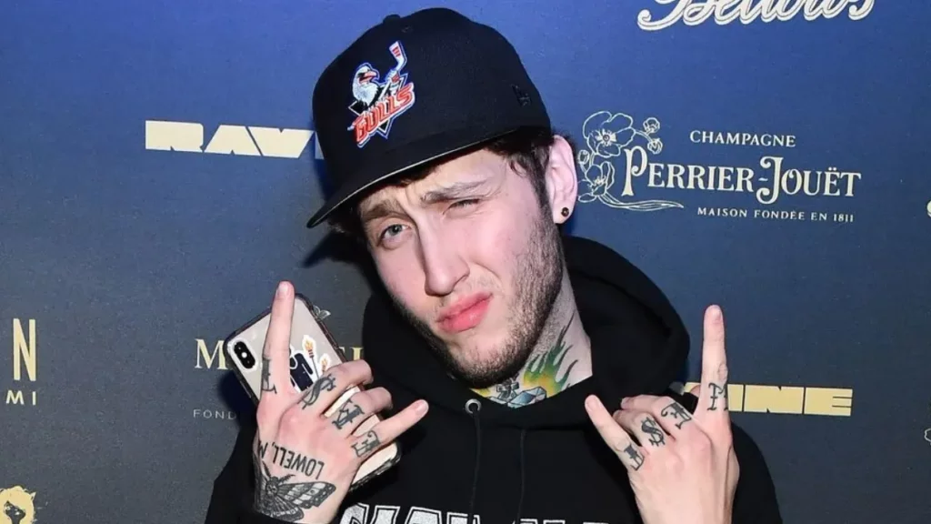 Faze Banks Height, Age, Weight, Net Worth, Career, And Full Bio Faze Banks Height, Age, Weight, Net Worth, Career, And Full Bio