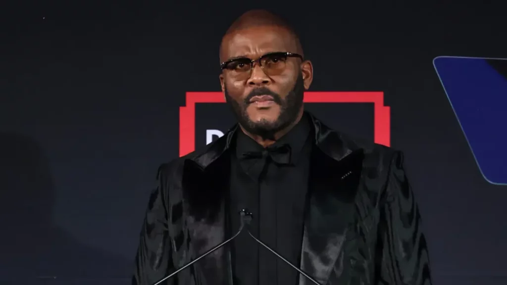 Tyler Perry Height, Age, Weight, Net Worth, Career, Lifestyle and Full Bio