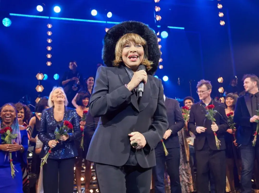 Tina Turner's Age, Height, Weight, Net Worth, Career, And Full Bio Tina Turner's Age, Height, Weight, Net Worth, Career, And Full Bio